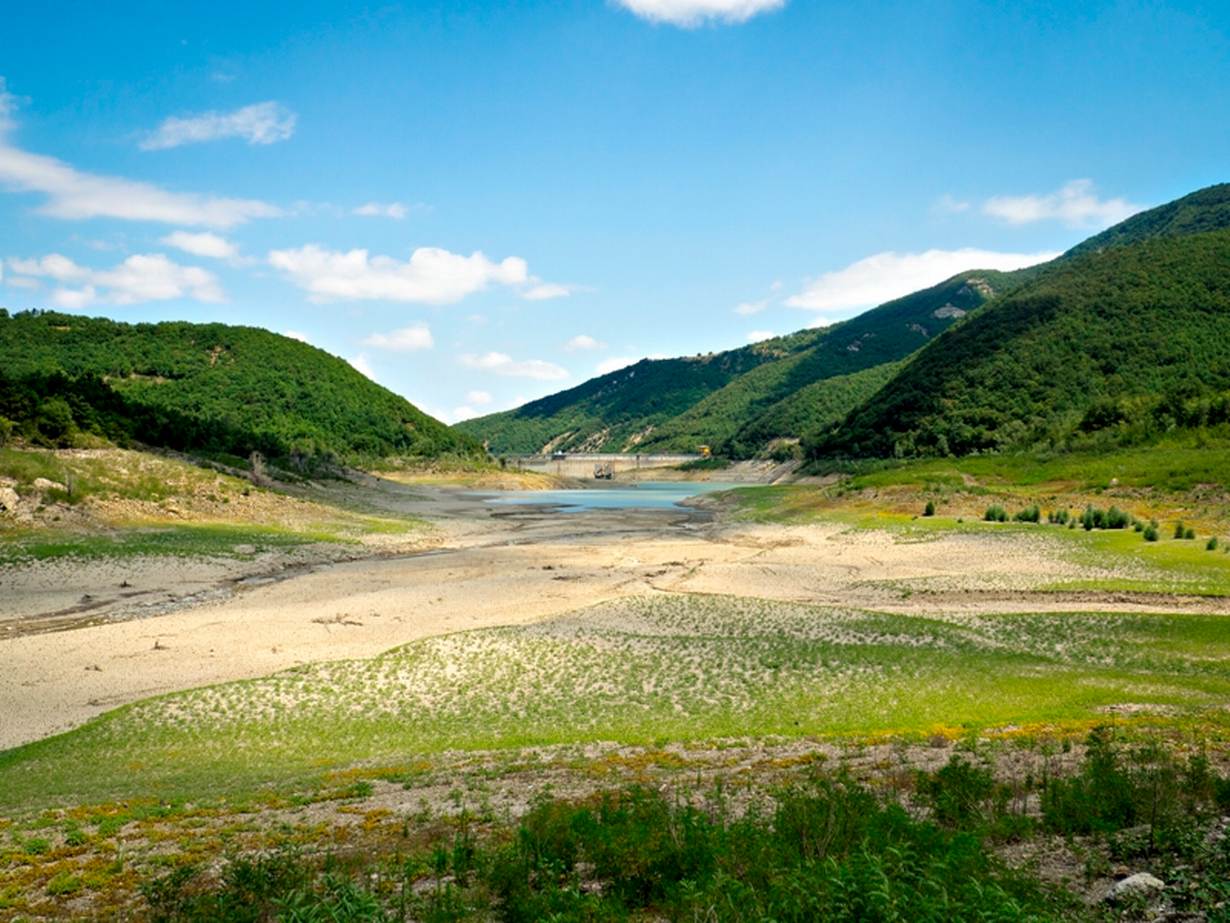 On Italy's Po River, Europe's biggest clam harvesting production preserves  a way of life