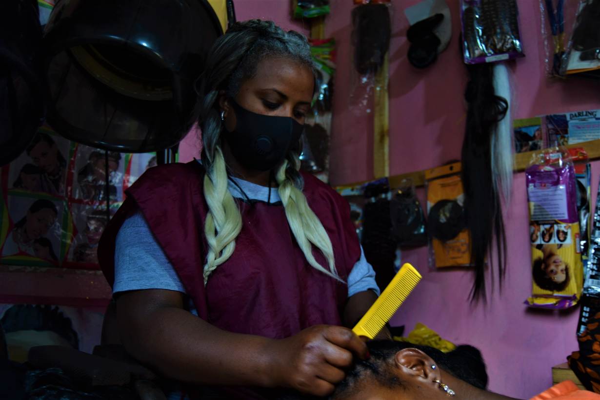 In Addis Ababa, a beauty salon is a safe space for sex workers photo