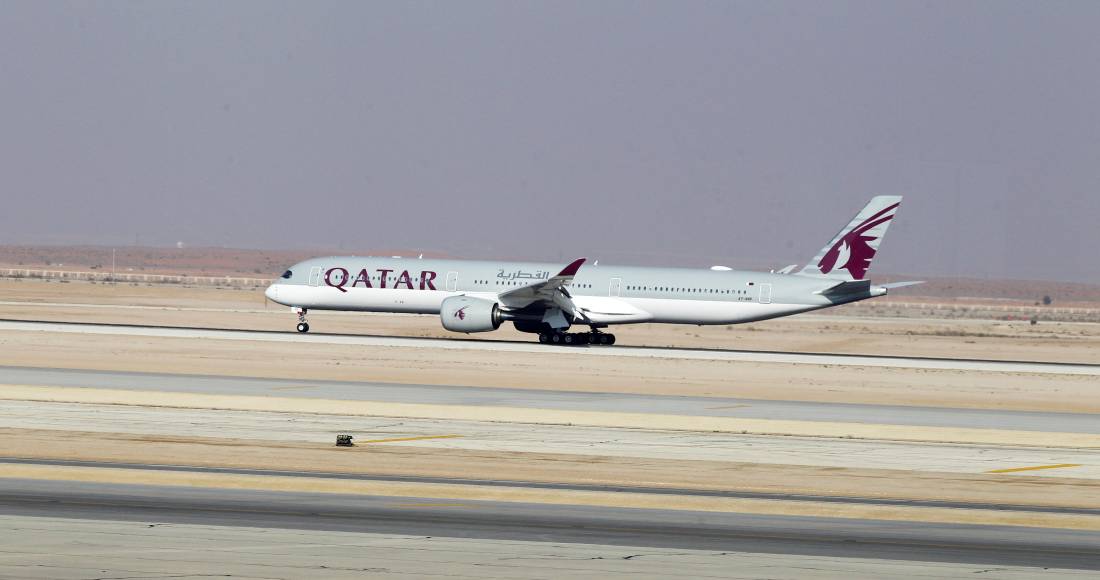 Pilots say Qatar Airways monitors and muzzles staff online