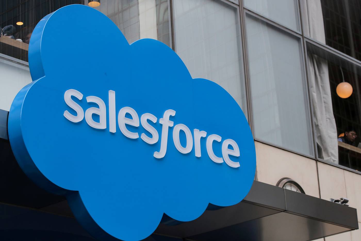 Hundreds Of Salesforce Employees Object To Nft Plans