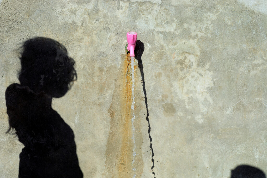 Rising cost of living makes clean water a luxury in Syria