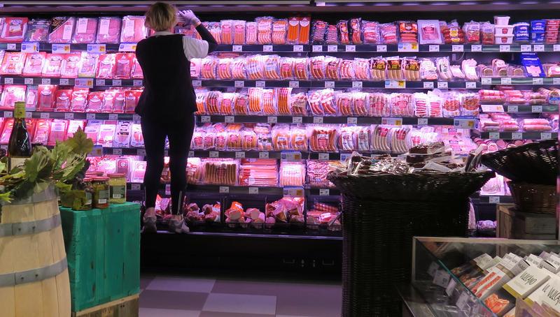 Scientists propose tax on meat and livestock to help avert future pandemics