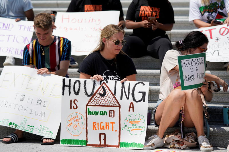 ‘Runway’ to stability: U.S. urged to boost housing for homeless youth